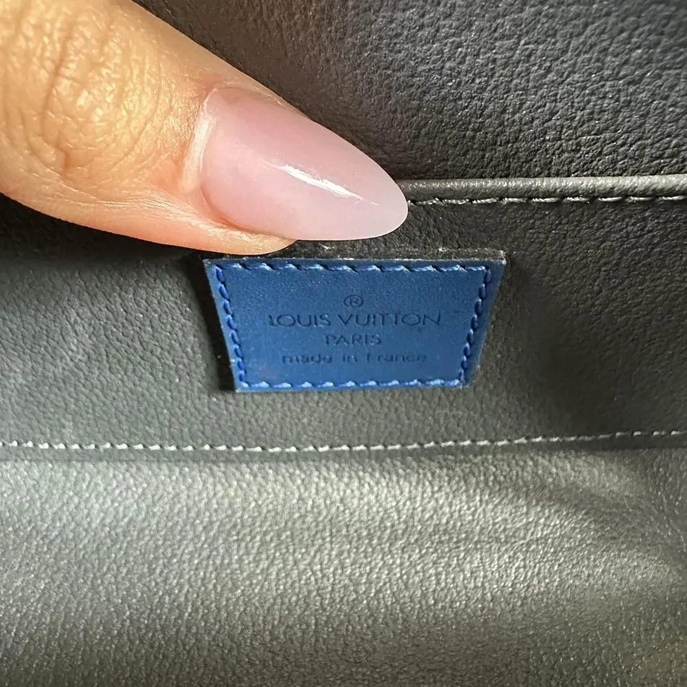 Louis Vuitton Epi Clutch Bag Womens Small Blue Leather France Cosmetic Pouch